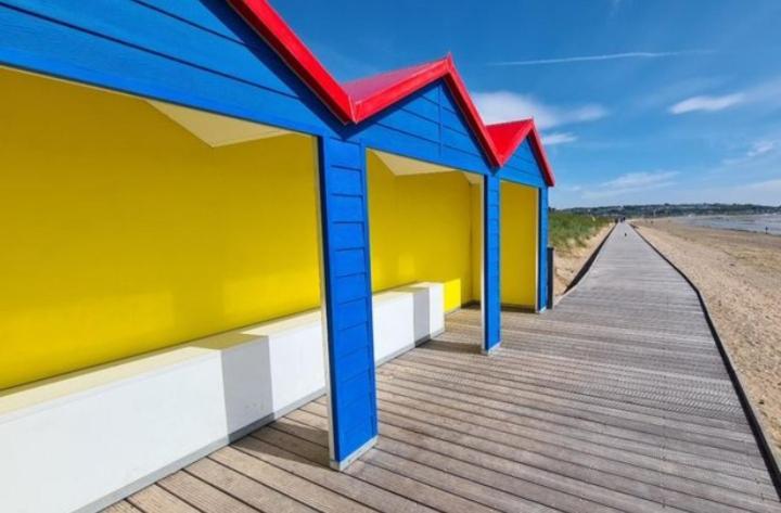 4 Bedroom By The Sea Holiday home Cork